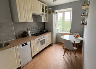 Трехкомнатная квартира на продажу, 62.1 м2, Апрелевка, Октябрьская улица, 5