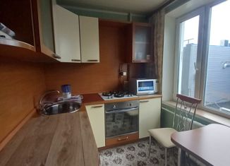 Продам двухкомнатную квартиру, 44.6 м2, Набережные Челны, 18-й комплекс, 6
