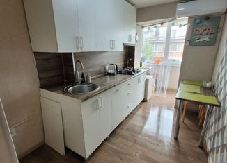 Продается 2-ком. квартира, 45 м2, поселок Совхозный, Восточная улица, 4