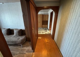 Продается трехкомнатная квартира, 60 м2, Тавда, улица Кирова, 109