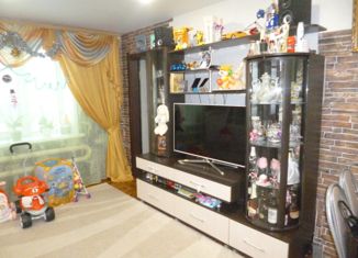 Продам 2-ком. квартиру, 30.4 м2, Казань, Тополевая улица, 55, Советский район