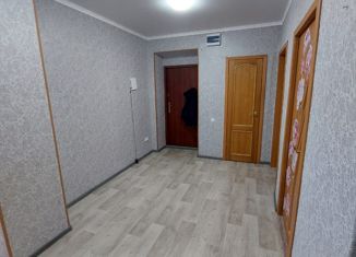 Продаю 3-комнатную квартиру, 67.3 м2, поселок Углегорский, улица Мира, 1