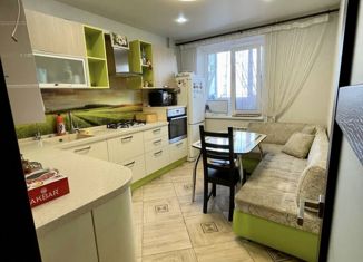 Продам 2-ком. квартиру, 48.2 м2, Екатеринбург, Таганская улица, 17, Таганская улица