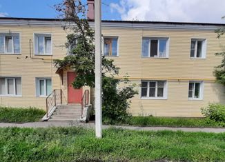 Продается трехкомнатная квартира, 48.9 м2, Калачинск, улица Калинина, 38