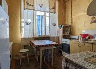 Продам 2-комнатную квартиру, 56.3 м2, Заречный, проспект Мира, 14