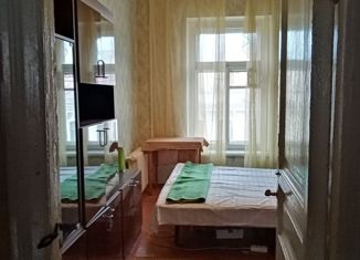 Комната в аренду, 85 м2, Санкт-Петербург, Театральная площадь, 16, метро Спасская