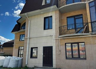 Продается таунхаус, 265.8 м2, Миасс, улица Высоцкого, 4