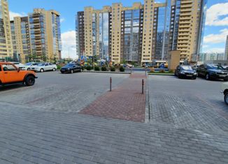 Сдаю в аренду 3-комнатную квартиру, 60 м2, Челябинск, проспект Героя России Е.Н. Родионова, 8