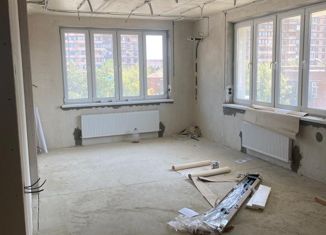 Продажа 3-ком. квартиры, 88 м2, Краснодар, улица Строителей, 21, улица Строителей