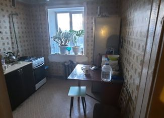 Продаю 1-комнатную квартиру, 42 м2, село Фролы, Центральная улица, 1