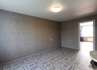 Продажа 3-комнатной квартиры, 59.2 м2, Амурск, проспект Строителей, 37