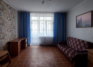 Продаю 2-комнатную квартиру, 57 м2, Крым, улица Грина, 35