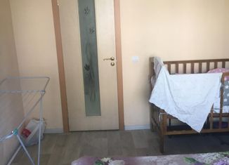 Продаю комнату, 35 м2, Заринск, улица 25 Партсъезда, 14