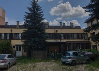 Продается таунхаус, 67 м2, поселок городского типа Зеленоградский, Шоссейная улица, 1