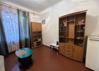 Продается комната, 96 м2, Севастополь, улица Героев Севастополя, 12