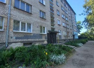 Продается трехкомнатная квартира, 58 м2, Черняховск, улица Гастелло, 10