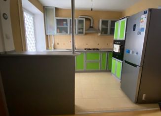 Продам двухкомнатную квартиру, 64 м2, Элиста, 6-й микрорайон, 6-й микрорайон, 4