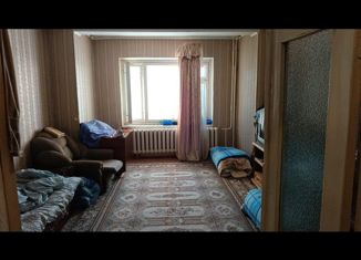2-комнатная квартира на продажу, 62 м2, Тюменская область, улица Ленина, 13А