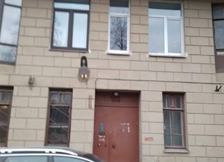 Продается 4-комнатная квартира, 102 м2, Санкт-Петербург, набережная реки Карповки, 36, метро Петроградская