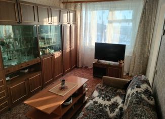 Четырехкомнатная квартира на продажу, 60 м2, Кировск, проспект Ленина, 41