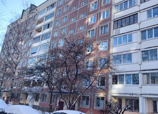 Продажа трехкомнатной квартиры, 57 м2, Санкт-Петербург, проспект Наставников, 6Б, проспект Наставников