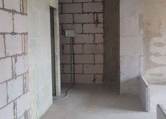 Продам трехкомнатную квартиру, 65 м2, посёлок Марьино, улица Харлампиева, 52к1