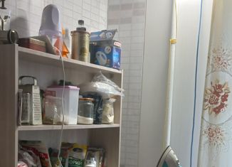 Продам 1-ком. квартиру, 12 м2, Красноярск, Джамбульская улица, 2В, Советский район