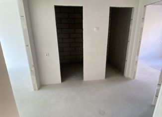 Продаю 2-ком. квартиру, 55 м2, Ставрополь, улица Генерала Маргелова, 5/2, микрорайон № 36