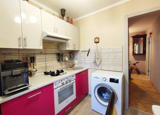 Продаю 2-ком. квартиру, 37.5 м2, Москва, метро Верхние Лихоборы, Дубнинская улица, 4к2