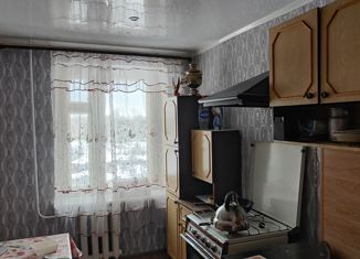 Продается двухкомнатная квартира, 51 м2, Чудово, улица Ленина, 77