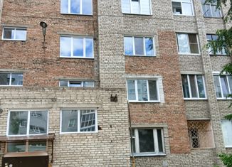 Продажа 1-ком. квартиры, 33 м2, Омская область, улица 12 Декабря, 108