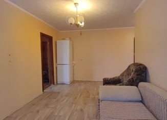 Продам трехкомнатную квартиру, 48.8 м2, Калужская область, Грабцевское шоссе, 116к1