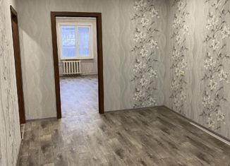Продам 2-ком. квартиру, 44 м2, Новотроицк, улица Ситкина, 15