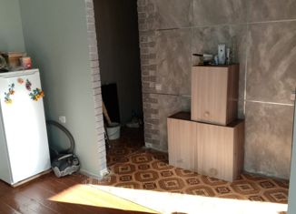 Продаю двухкомнатную квартиру, 44.4 м2, поселок Углеуральский, 2-я Коммунистическая улица, 91