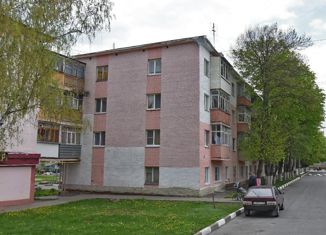 Продажа 2-комнатной квартиры, 40 м2, Губкин, Советская улица, 28
