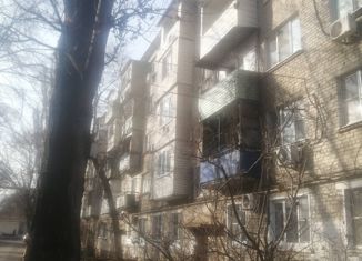 Продаю трехкомнатную квартиру, 62 м2, Астрахань, улица Водников, 8к3, Трусовский район