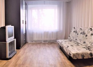 Сдаю в аренду комнату, 50 м2, Нефтеюганск, 2-й микрорайон, 4