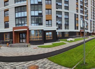 Продаю 2-ком. квартиру, 60 м2, Барнаул, Павловский тракт, 168, ЖК Лапландия