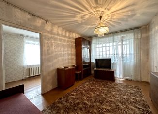 Продажа 3-ком. квартиры, 51 м2, Великий Новгород, проспект Мира, 40к1