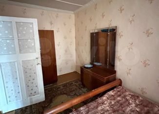 Продажа 2-ком. квартиры, 37 м2, Саров, улица Матросова, 10