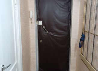 Продаю 2-ком. квартиру, 43 м2, Анжеро-Судженск, улица Пушкина, 3