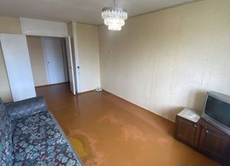 Продам 3-комнатную квартиру, 58 м2, Новосибирская область, Учительская улица, 15