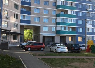 Продается 1-комнатная квартира, 45 м2, Ижевск, улица Зои Космодемьянской, 15, жилой район Строитель