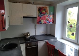 Продаю 2-ком. квартиру, 42.7 м2, Лобня, улица 9 квартал, 1