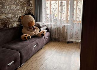 Сдача в аренду двухкомнатной квартиры, 48 м2, Ачинск, 3-й микрорайон, 11