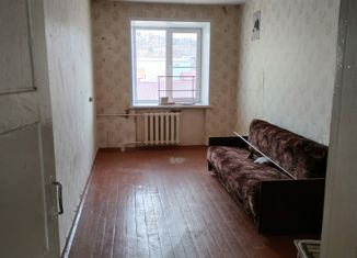 Продам 2-ком. квартиру, 45 м2, Учалы, улица Ленинского Комсомола, 19