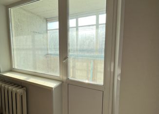 Продам 2-ком. квартиру, 45 м2, Нижний Новгород, улица Челюскинцев, 22, микрорайон Соцгород-4