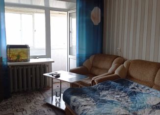 Четырехкомнатная квартира на продажу, 63.1 м2, Вельск, улица Дзержинского, 123