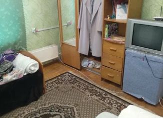 Продается 2-ком. квартира, 45 м2, Москва, Гвардейская улица, 10, станция Рабочий Посёлок