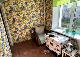 Продажа 2-комнатной квартиры, 52 м2, поселок городского типа Инской, улица Ильича, 13